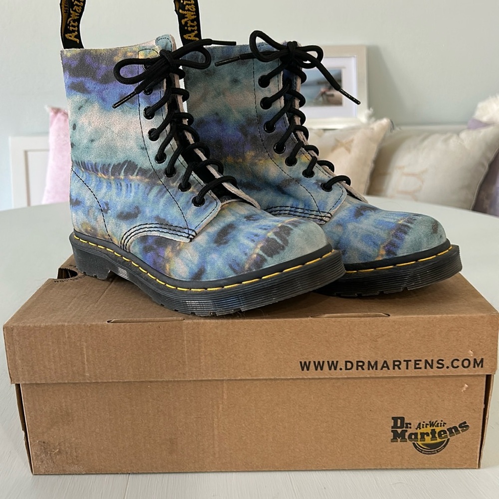 Dr. Martens size 7